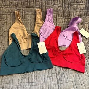 Rhonda Shear Women's 4-pack Seamless Ahh Bra Red/Green/Beige/Purple